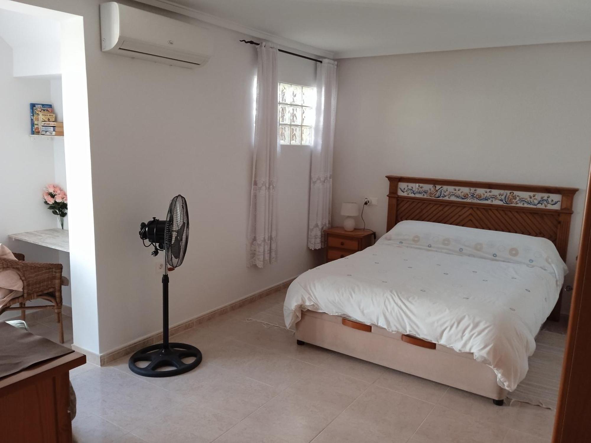 Pete's Place 2*